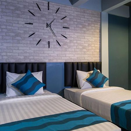 Hostel Amity Poshtel Krabi town Exterior foto